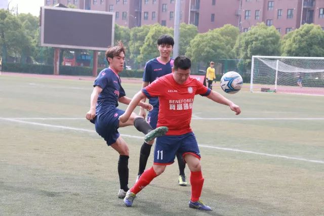 德赫亚关键扑救拯救曼联 球迷：他比C罗更配得上MVP
